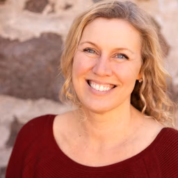 Desiah Melby headshot