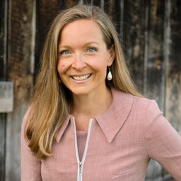 Jessica Riddell
