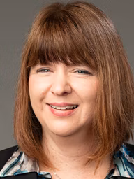 Shelli Wynants headshot